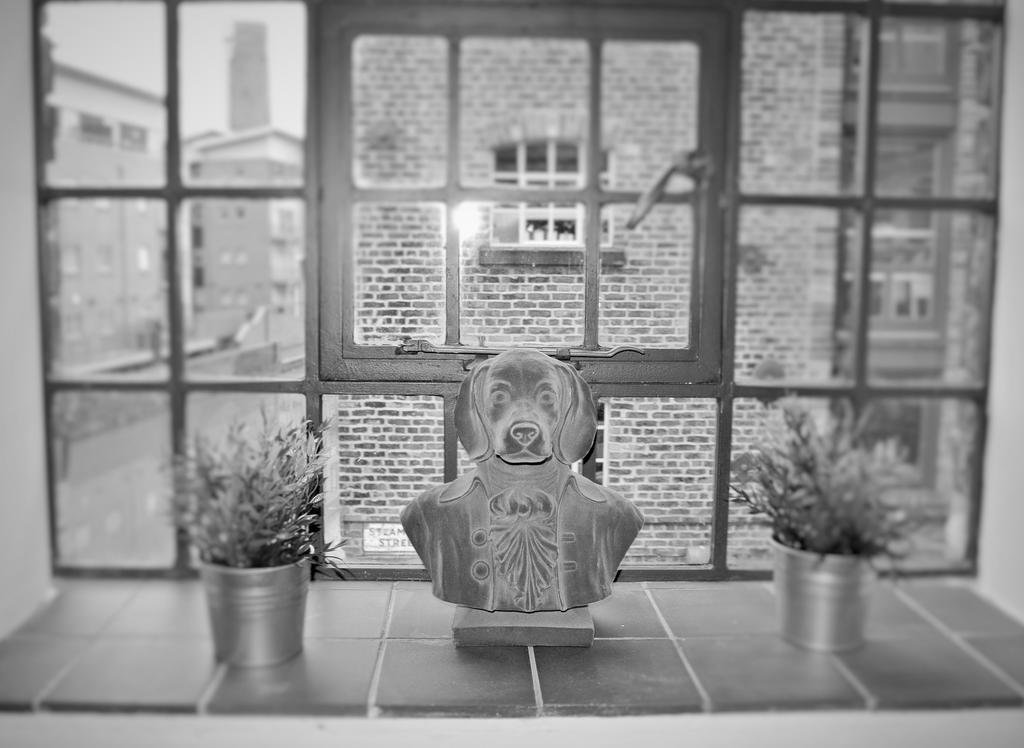 Oyo Approved Serviced Apartments Steam Mill Chester Eksteriør bilde